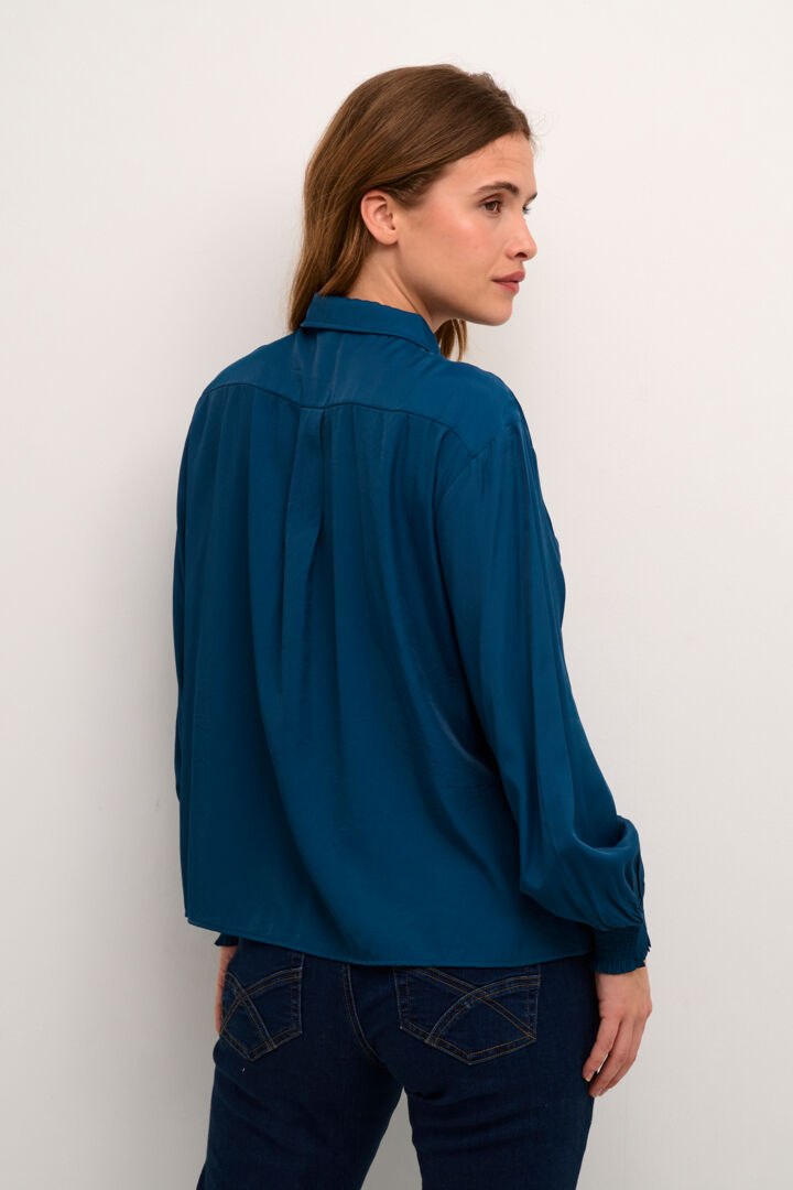 Chemise classique satinée