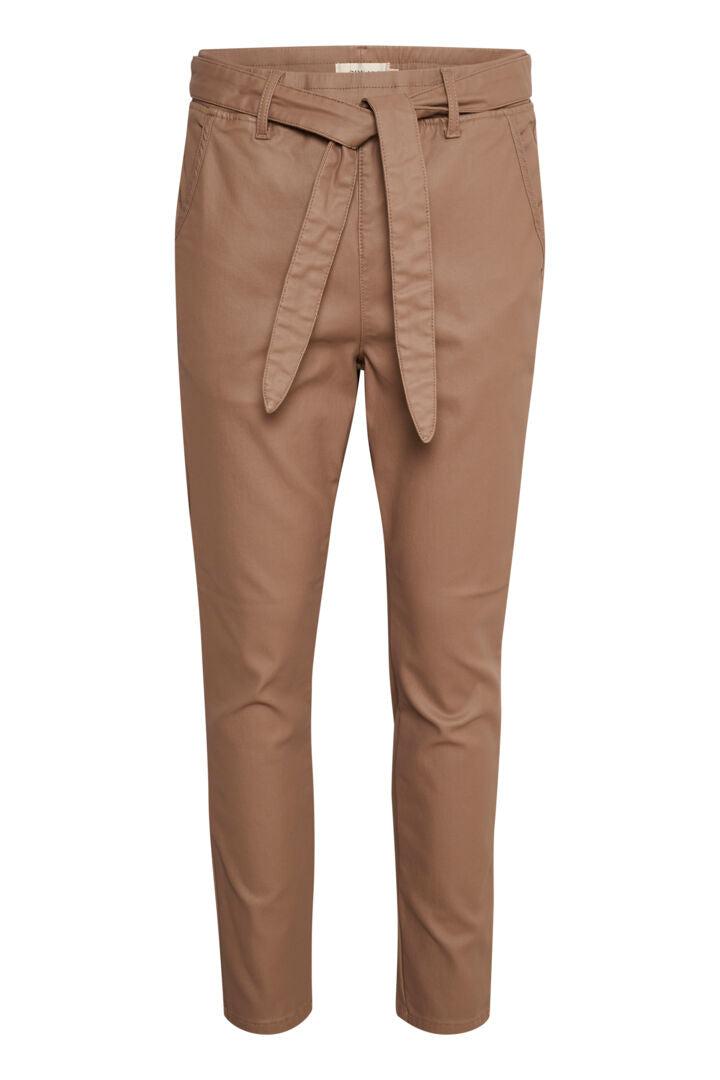Pantalon de cuir végane avec ceinture à la taille