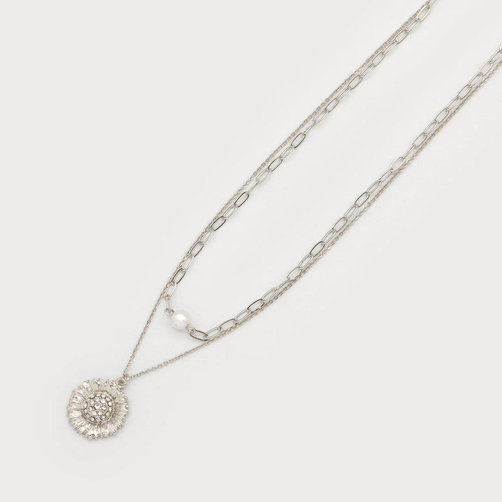 Collier deux rangs avec fleur et perle