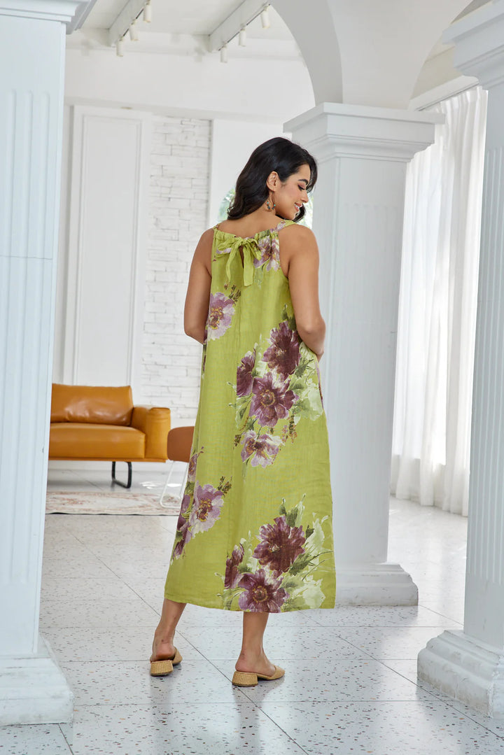 Robe fluide imprimée florale Breeze – lien au dos