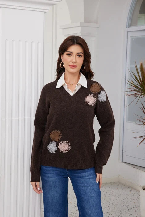 Chandail en maille à col V - Doux à fleurs appliquées
