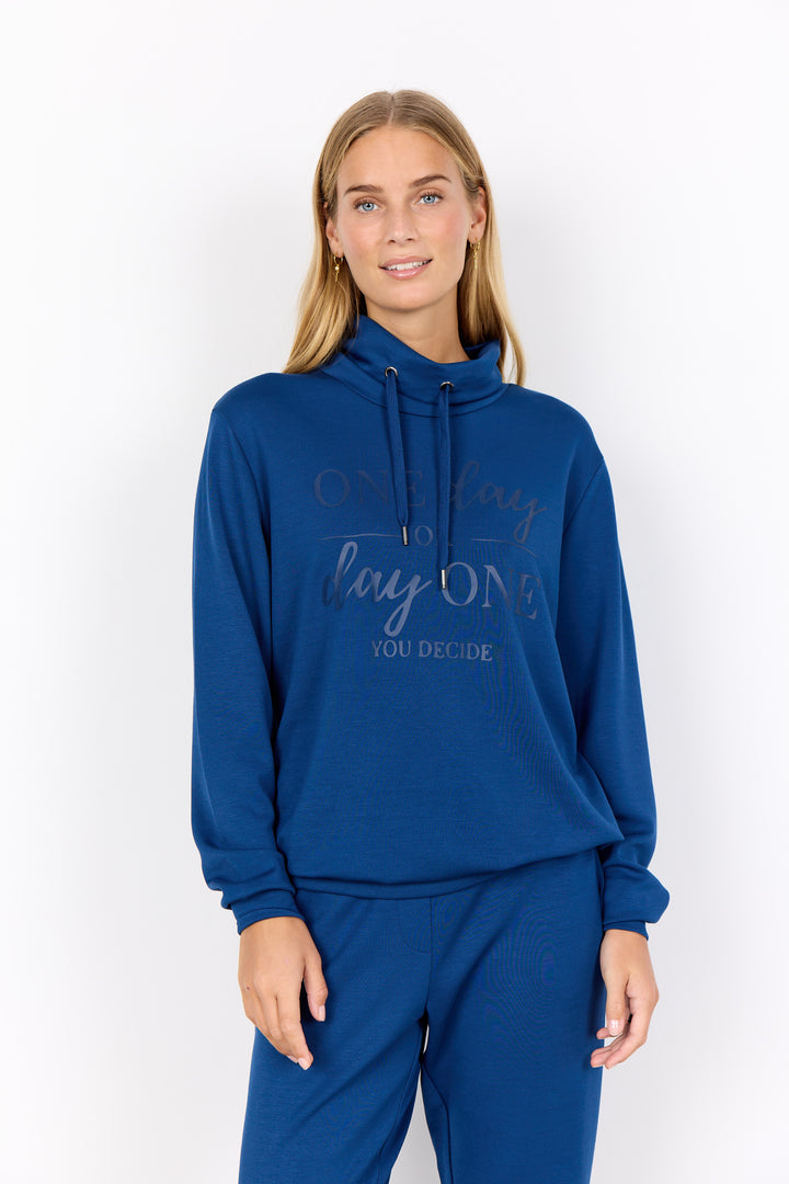 Sweatshirt pour femme à col montant et imprimé inspirant Banu