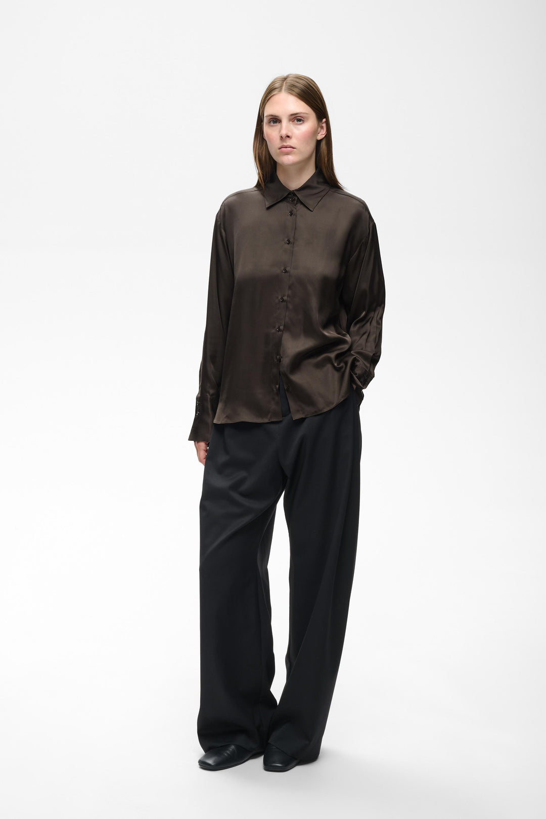 Chemise en satin Pauline - Avec ourlets aux poignets