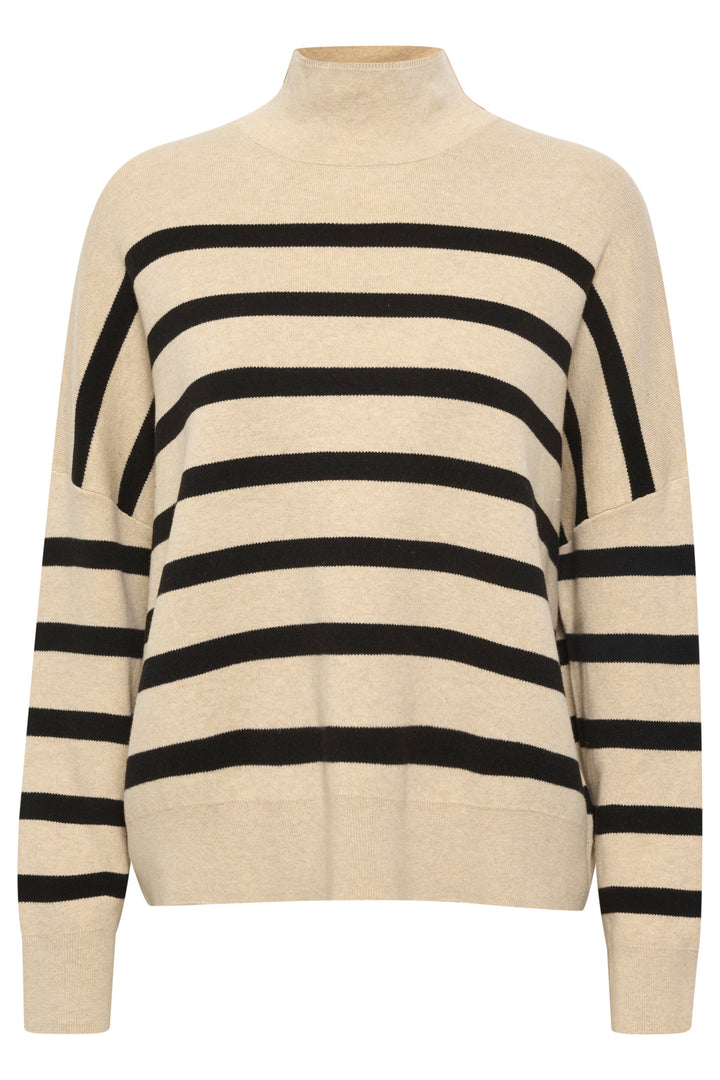 High-necked long-sleeved jumper