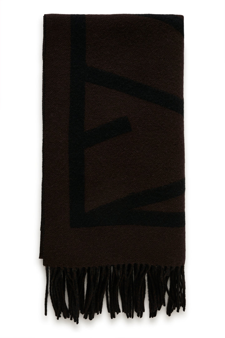 Woven wool scarf