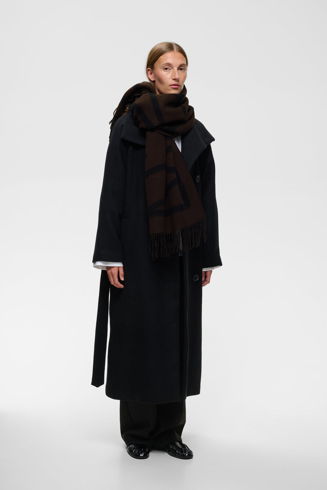 Woven wool scarf