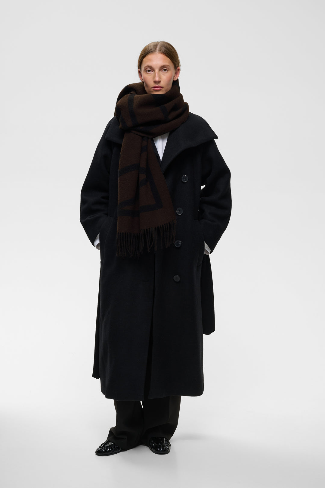 Woven wool scarf