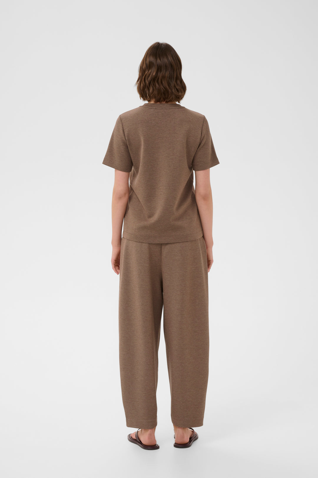 Chandail à col rond en maille douce Vincent - Un essentiel minimaliste