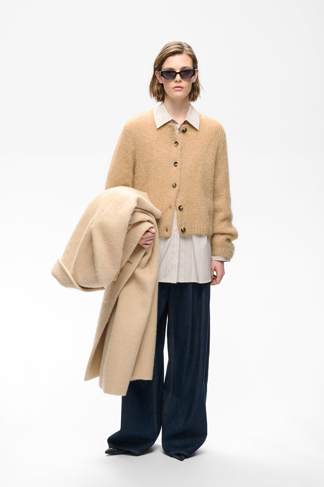 Jetra Cozy Cardigan