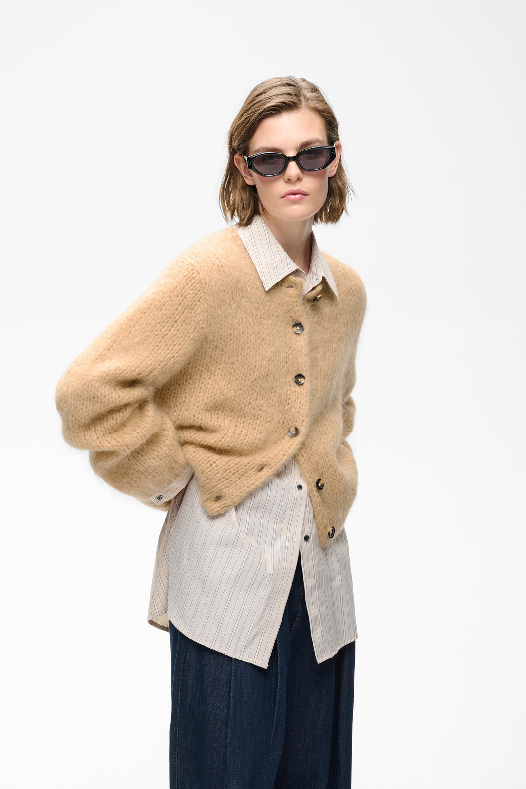 Jetra Cozy Cardigan