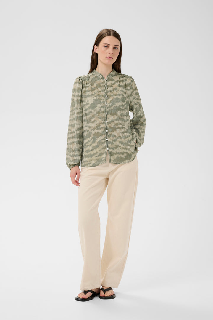 Chemisier imprimé Cielle - Rayures tigrées et tissu fluide