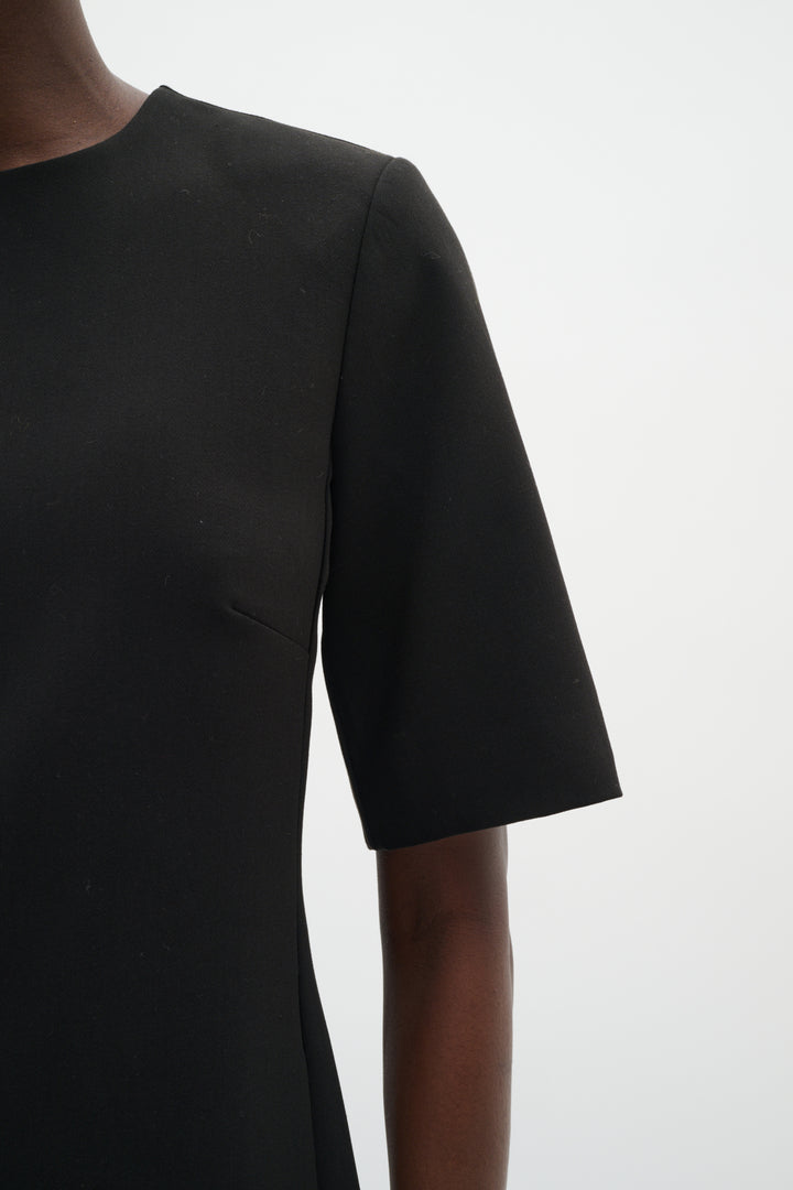 Robe noire minimaliste Bryelle