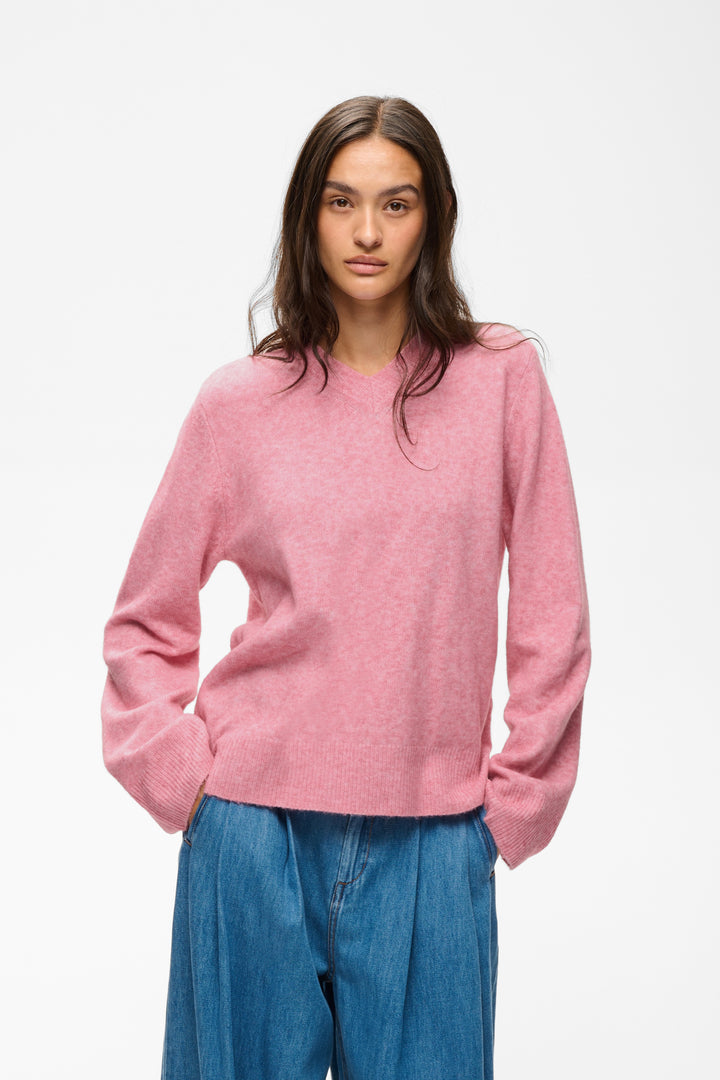 Chandail doux en tricot enrichi de laine et d'alpaga Guni - Avec col en V et coupe droite