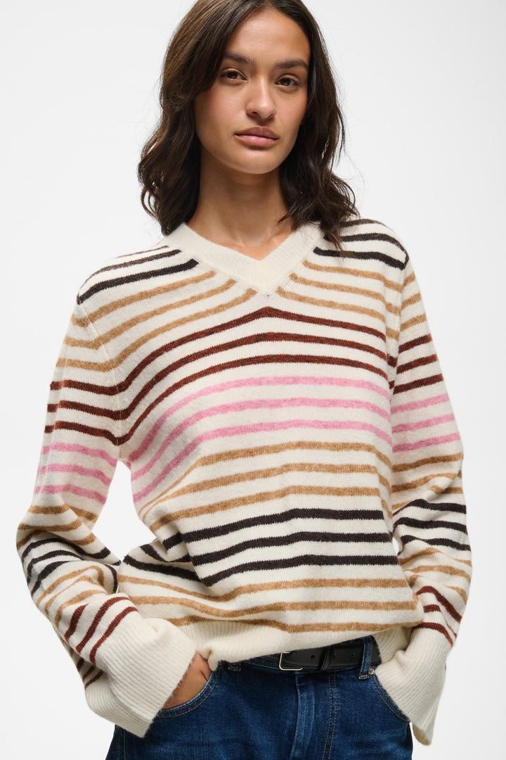 Chandail doux en tricot enrichi de laine et d'alpaga Guni - Avec col en V et coupe droite