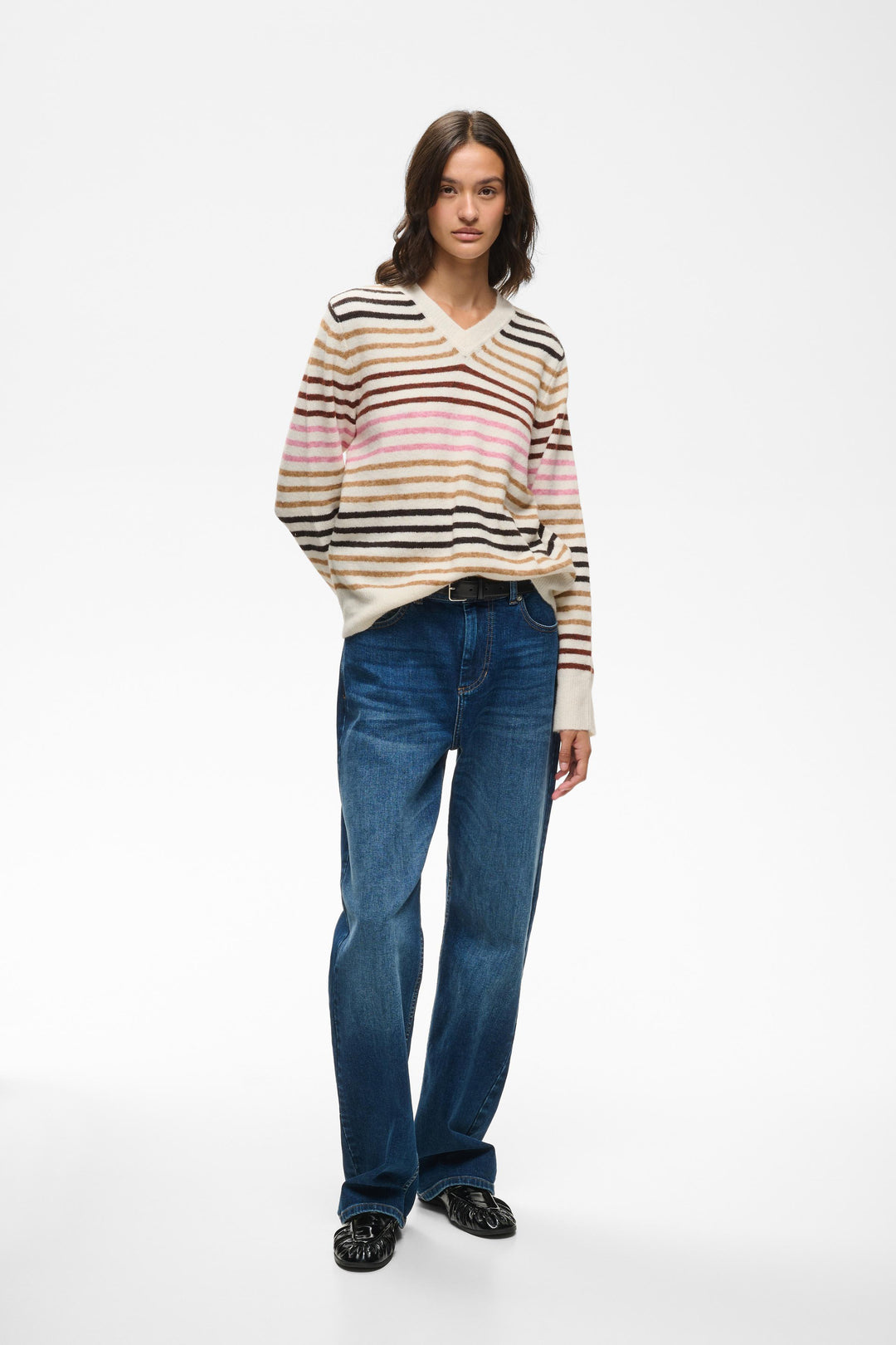 Chandail doux en tricot enrichi de laine et d'alpaga Guni - Avec col en V et coupe droite