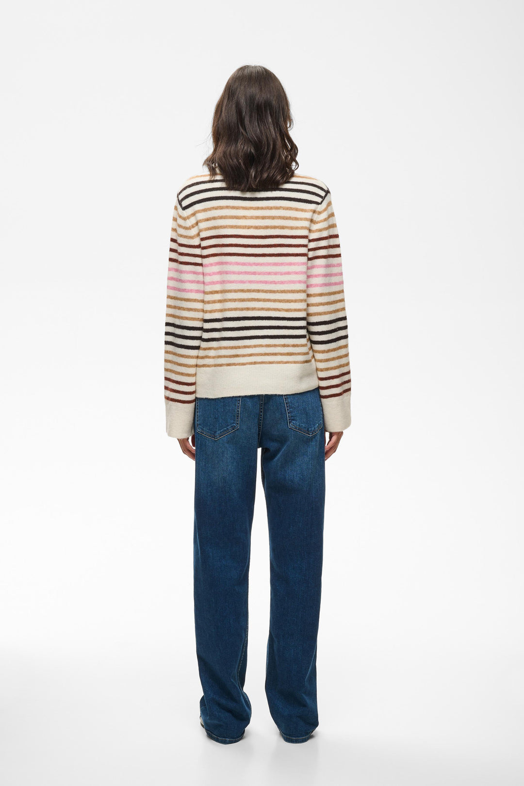 Chandail doux en tricot enrichi de laine et d'alpaga Guni - Avec col en V et coupe droite