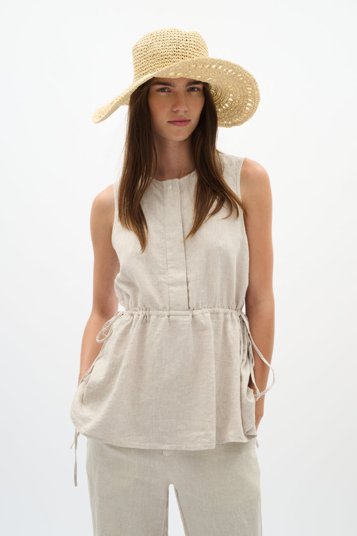 Rowan Sleeveless Blouse - Breathable Linen with Adjustable Fit