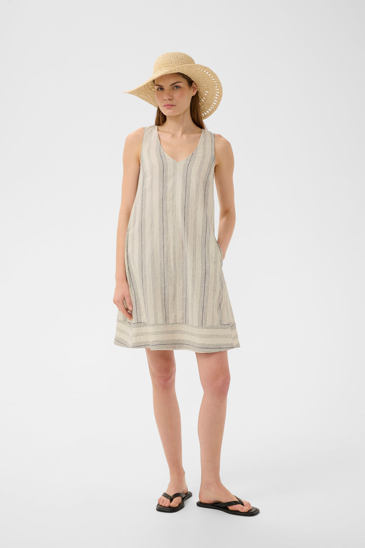Edith Linen Dress - Fine stripes and relaxed fit