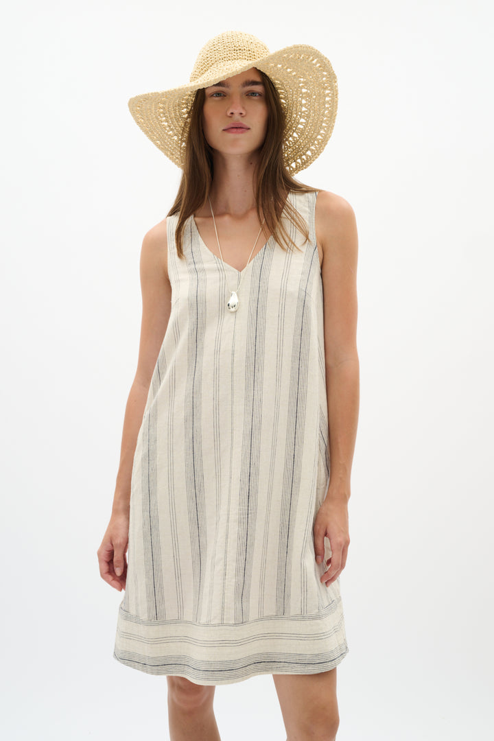 Edith Linen Dress - Fine stripes and relaxed fit