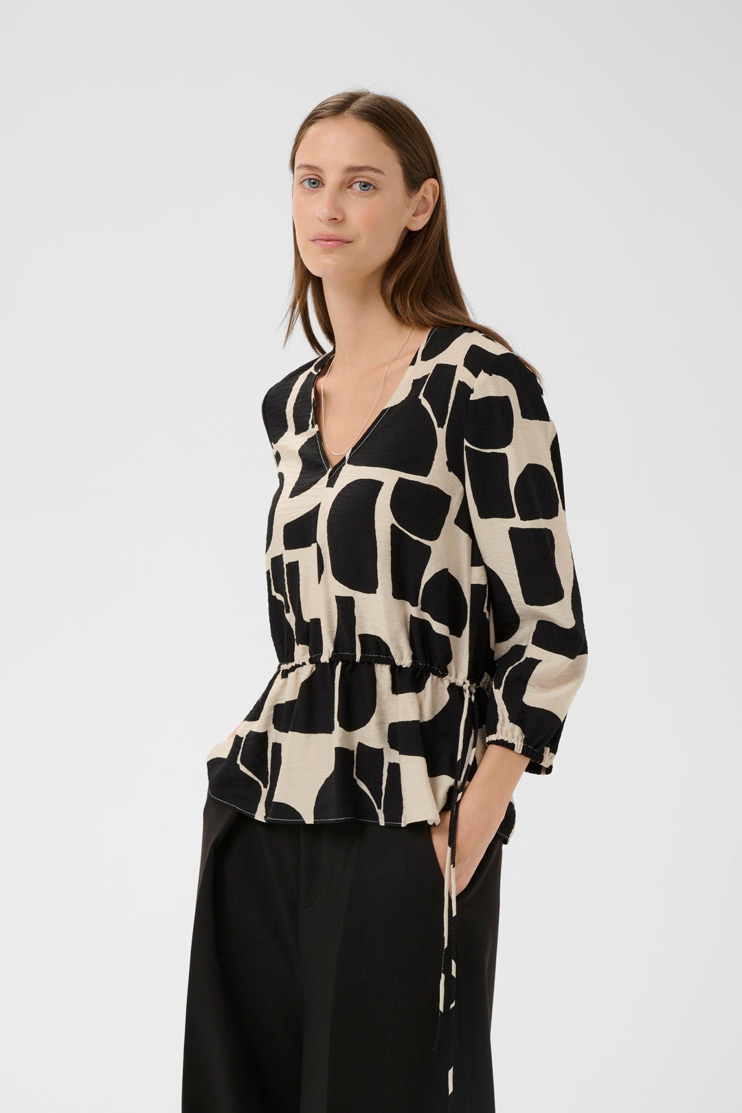 Blouse fluide Lynn - Imprimé à blocs noir et crème