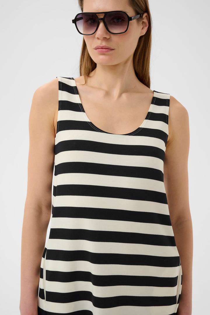 Elora Striped Knit Dress - Comfortable and versatile