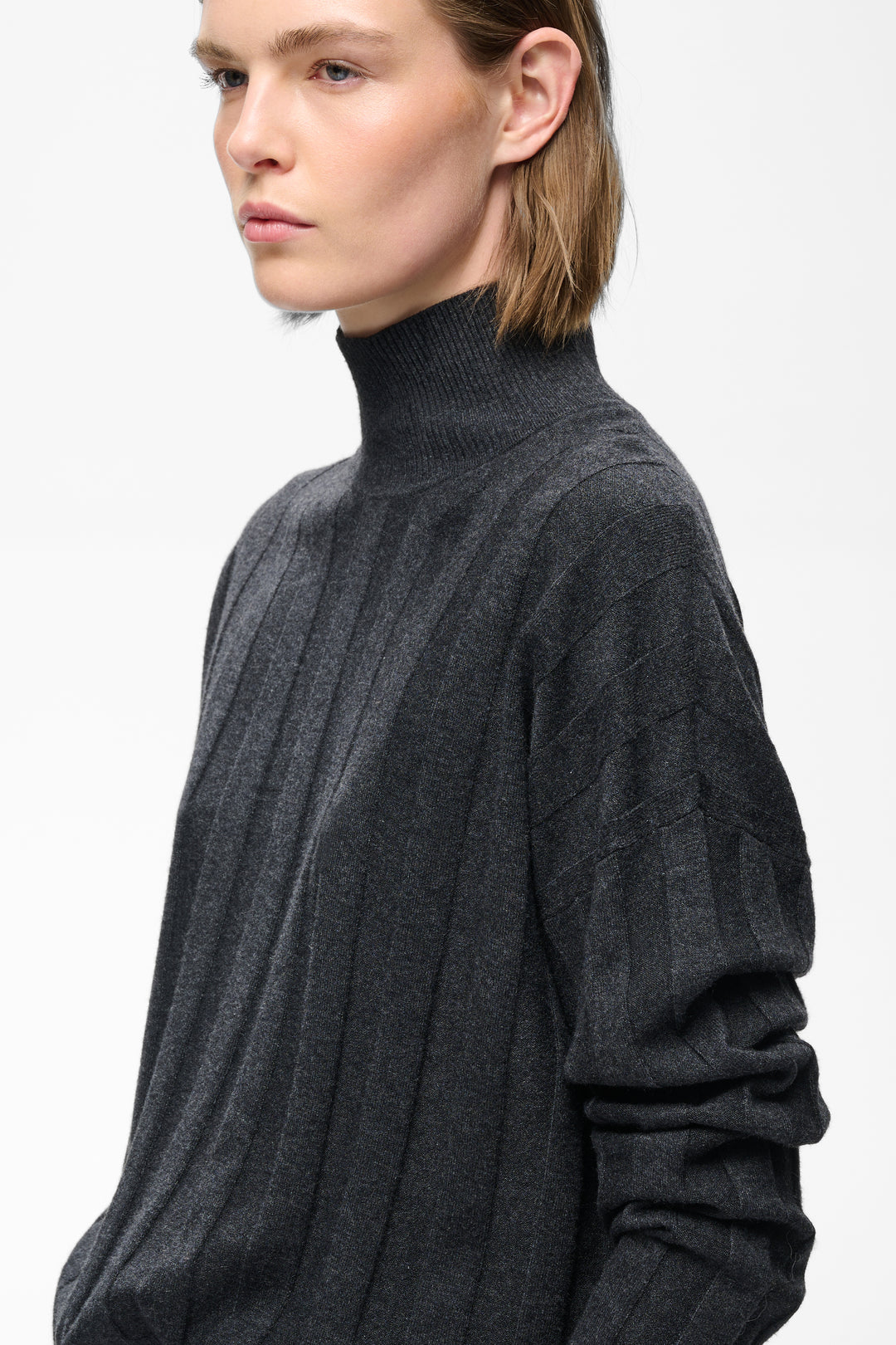 Chandail laine et cachemire Tess - Col montant et manches raglan