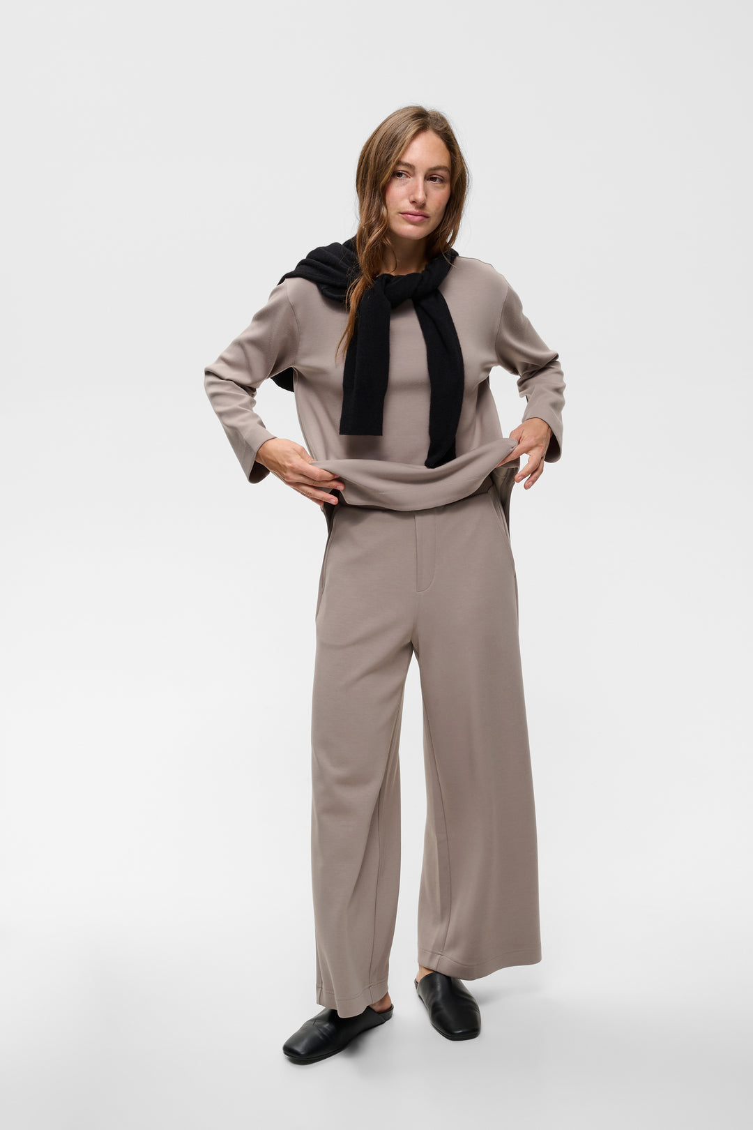 Pantalon écourté Gincette - Avec taille élastique et coupe droite