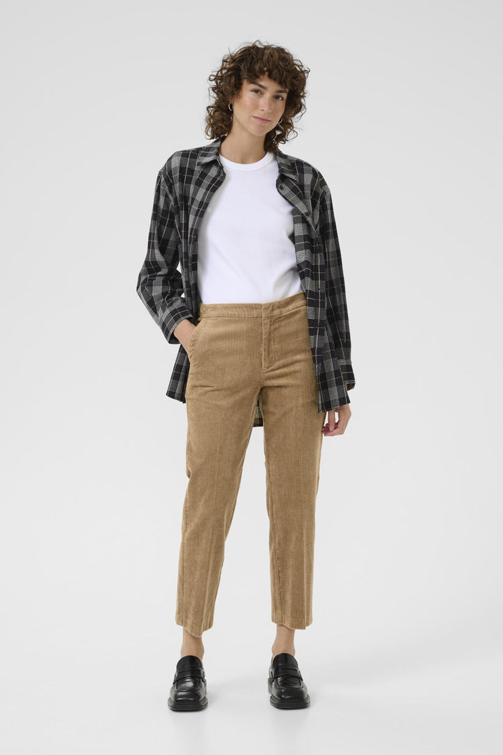 Pantalon droit en velours côtelé Mishas