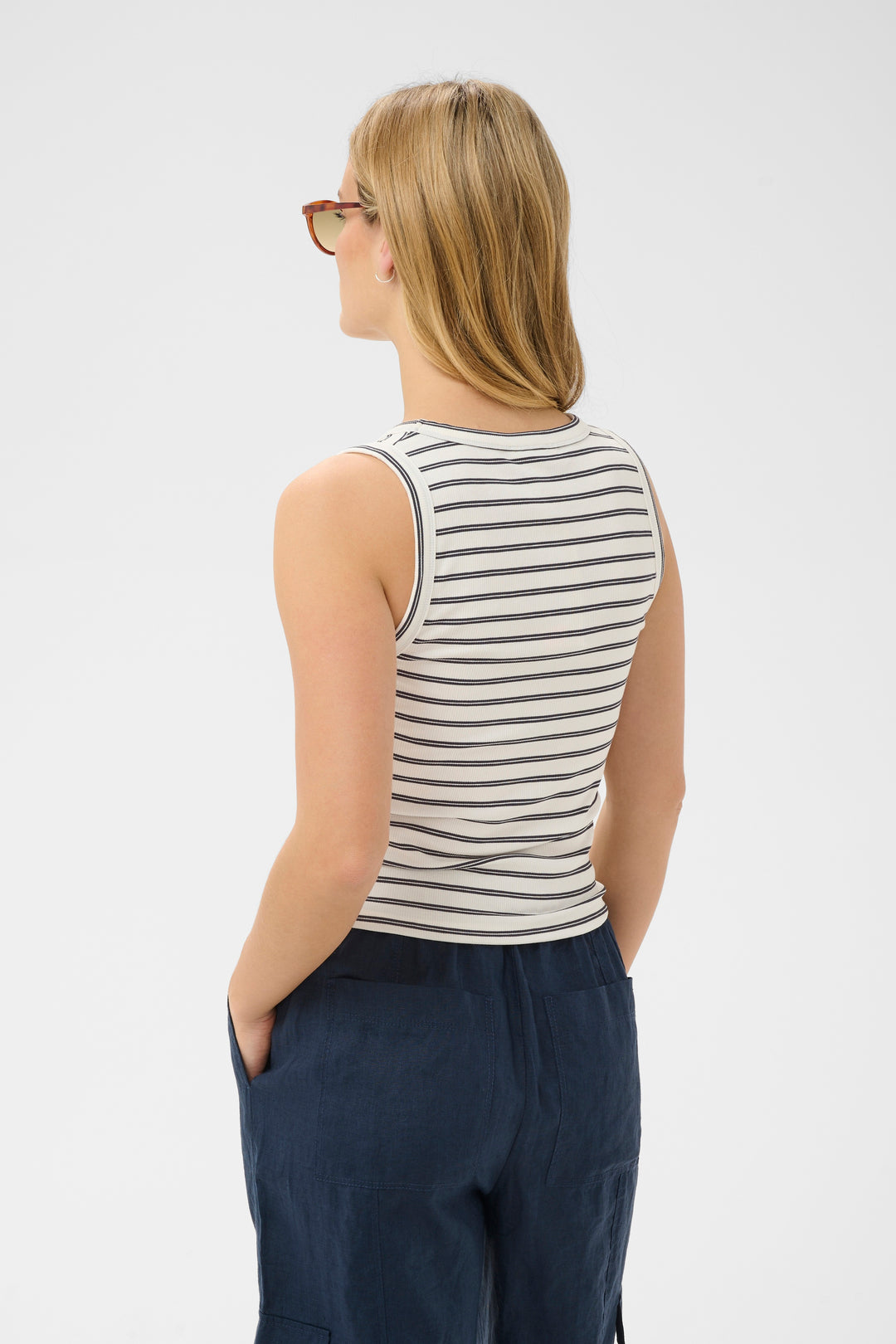 Camisole à fines rayures horizontales Nikkia