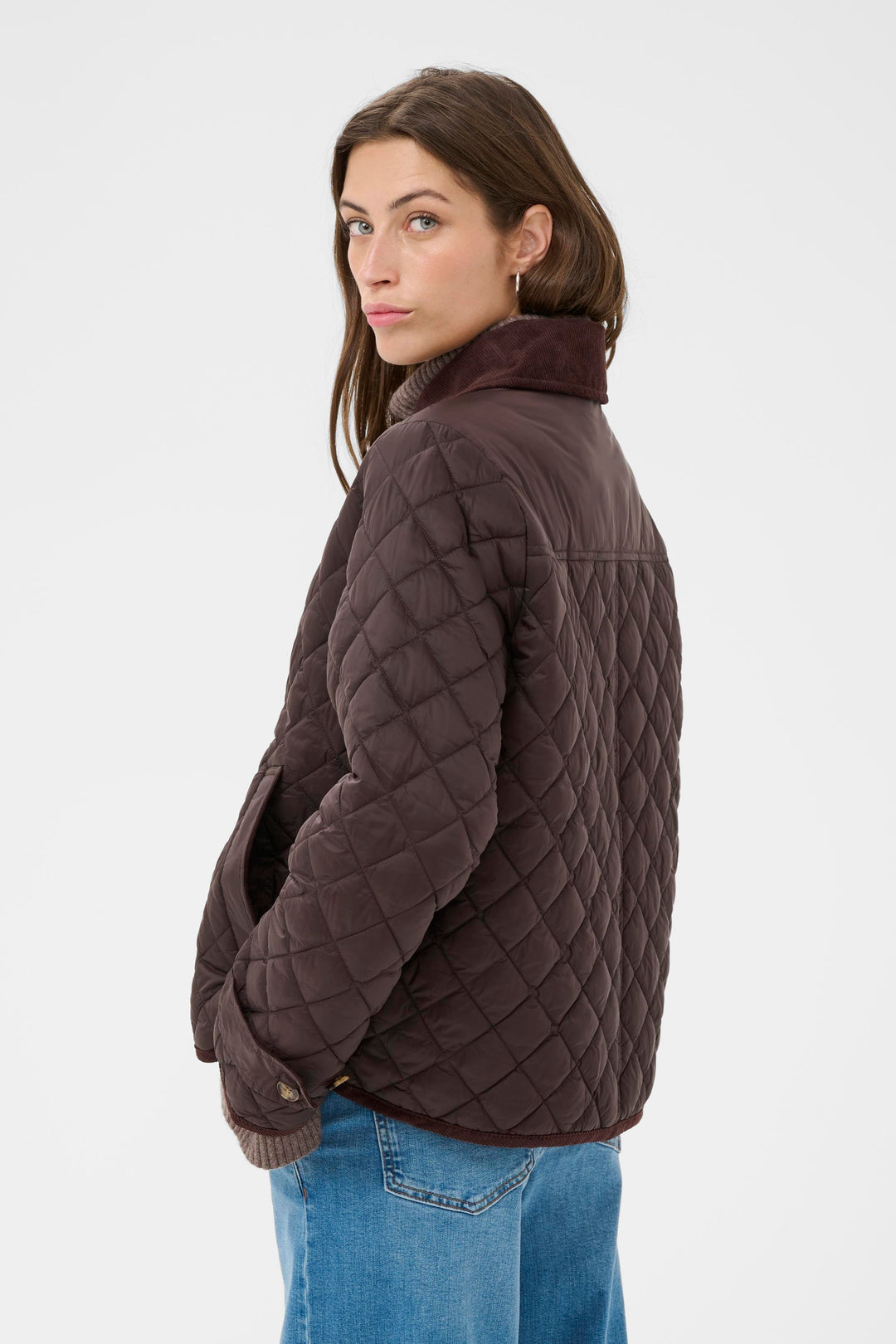 Veste matelassée Safiya - Un essentiel de mi-saison en materiaux recyclés