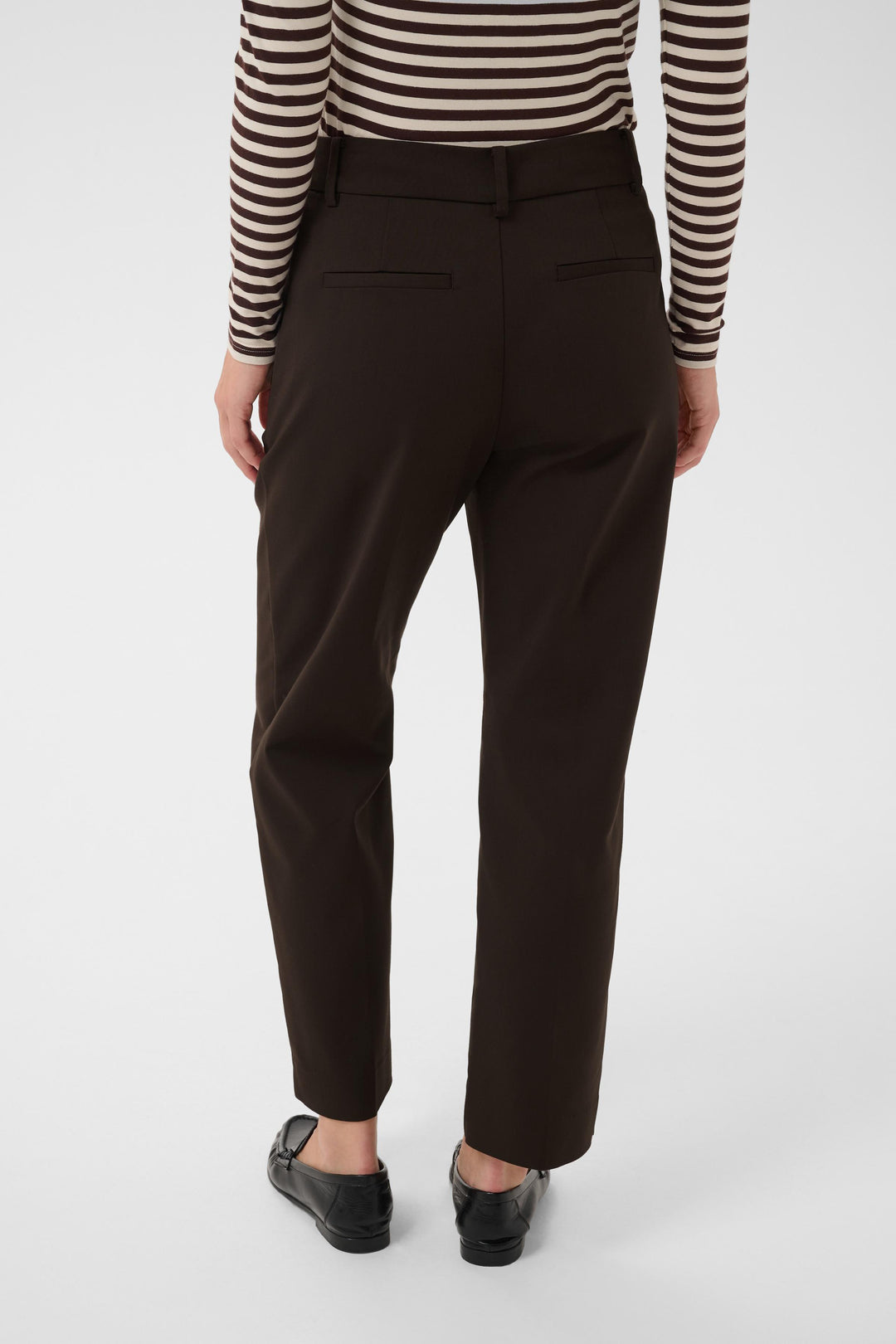 Pantalon habillé à fermeture invisible Neyana - En coton biologique et nylon recyclé
