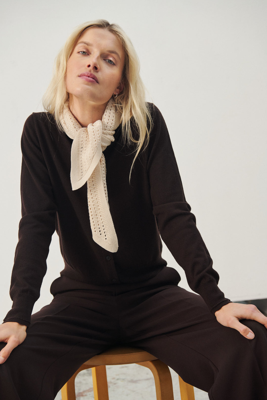 Cardigan en tricot de laine certifiée Noelani - Avec encolure ronde