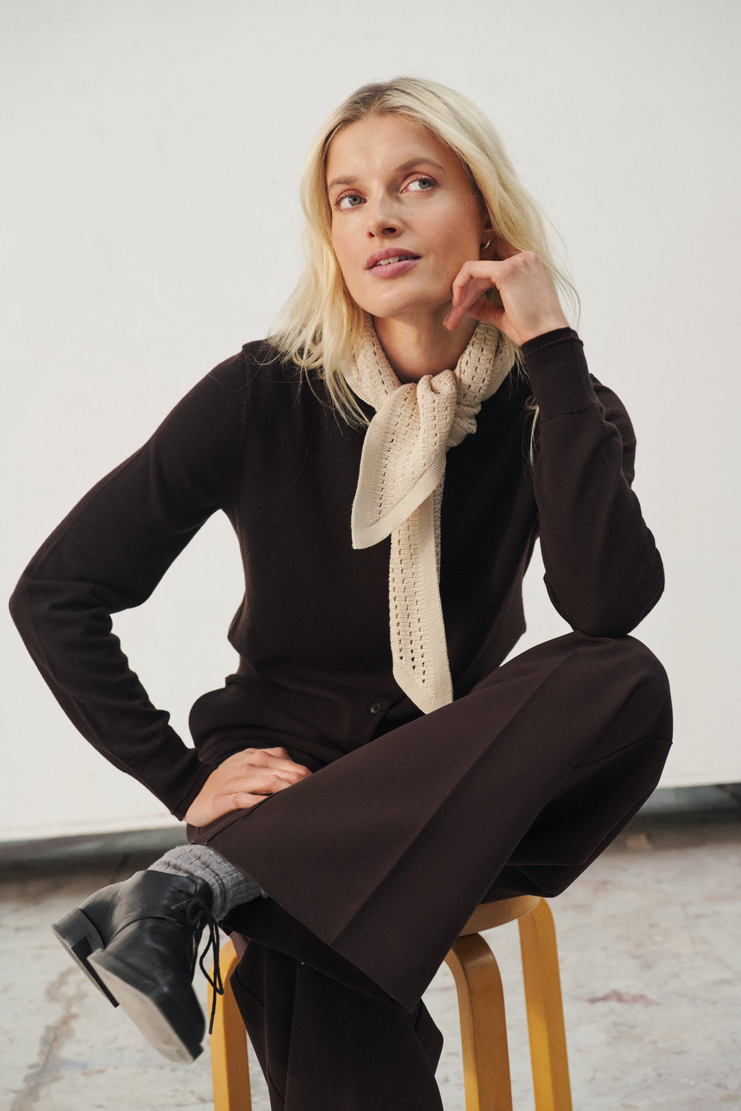 Cardigan en tricot de laine certifiée Noelani - Avec encolure ronde