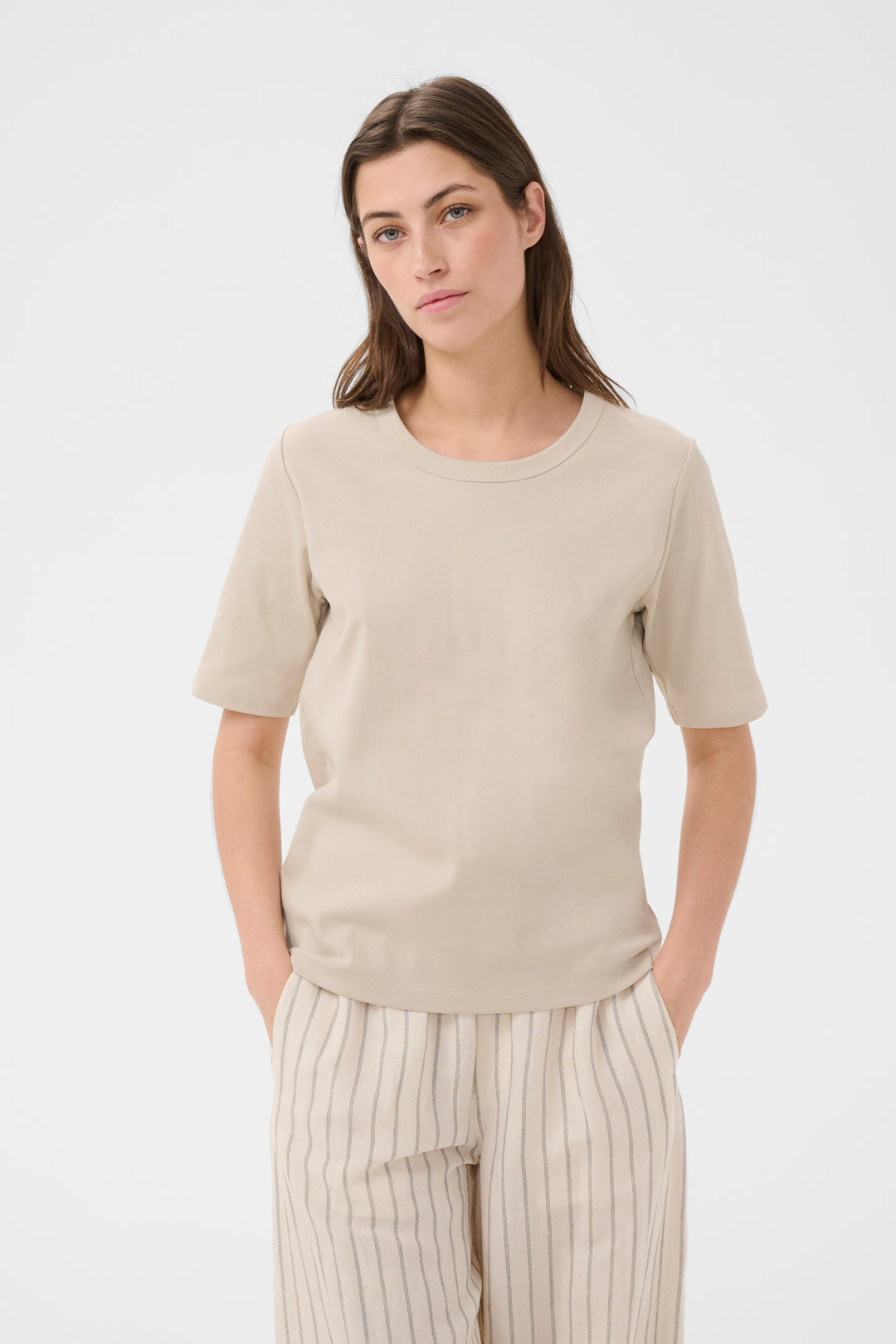 Ratana organic cotton T-shirt - Straight cut and short sleeves**