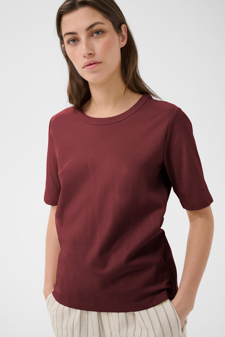 Ratana organic cotton T-shirt - Straight cut and short sleeves**