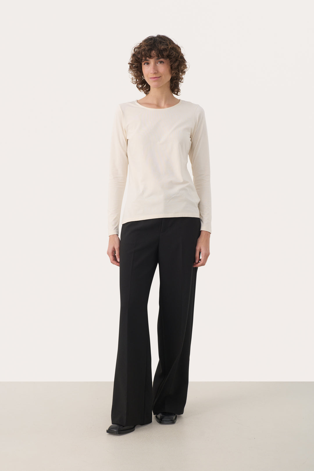 Nemajas Essential Sweater