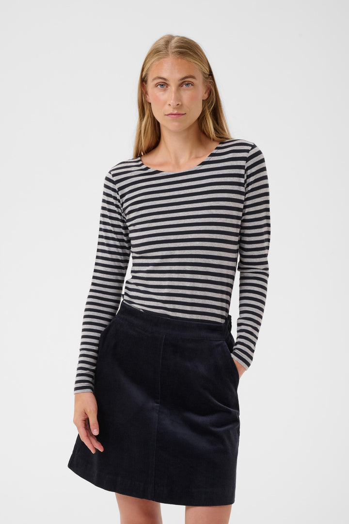 Chandail essentiel Nemajas - Doux en modal TENCEL™ et coton extensible avec col rond**