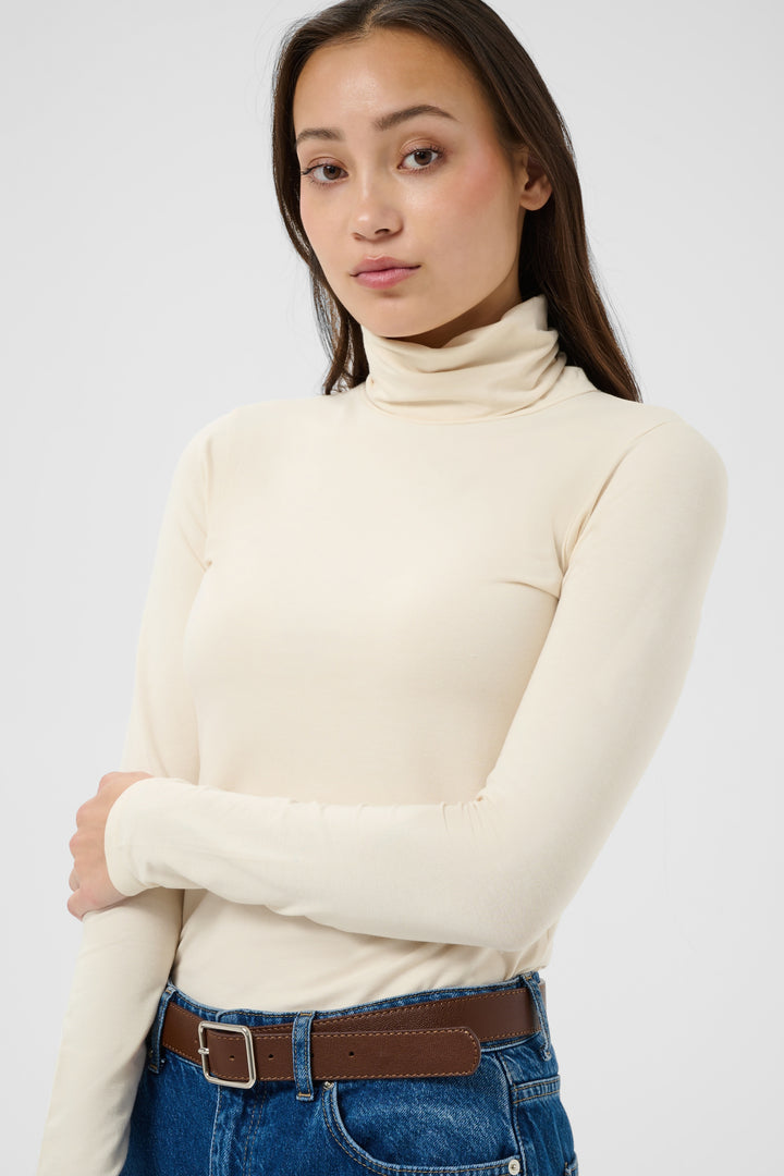 Haut ajusté en modal TENCEL™ et coton biologique Efinas - Encolure haute et manches longues
