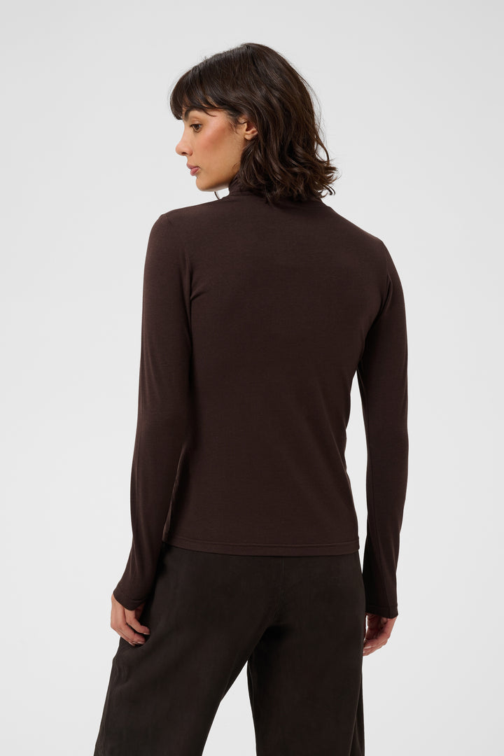 Haut ajusté en modal TENCEL™ et coton biologique Efinas - Encolure haute et manches longues