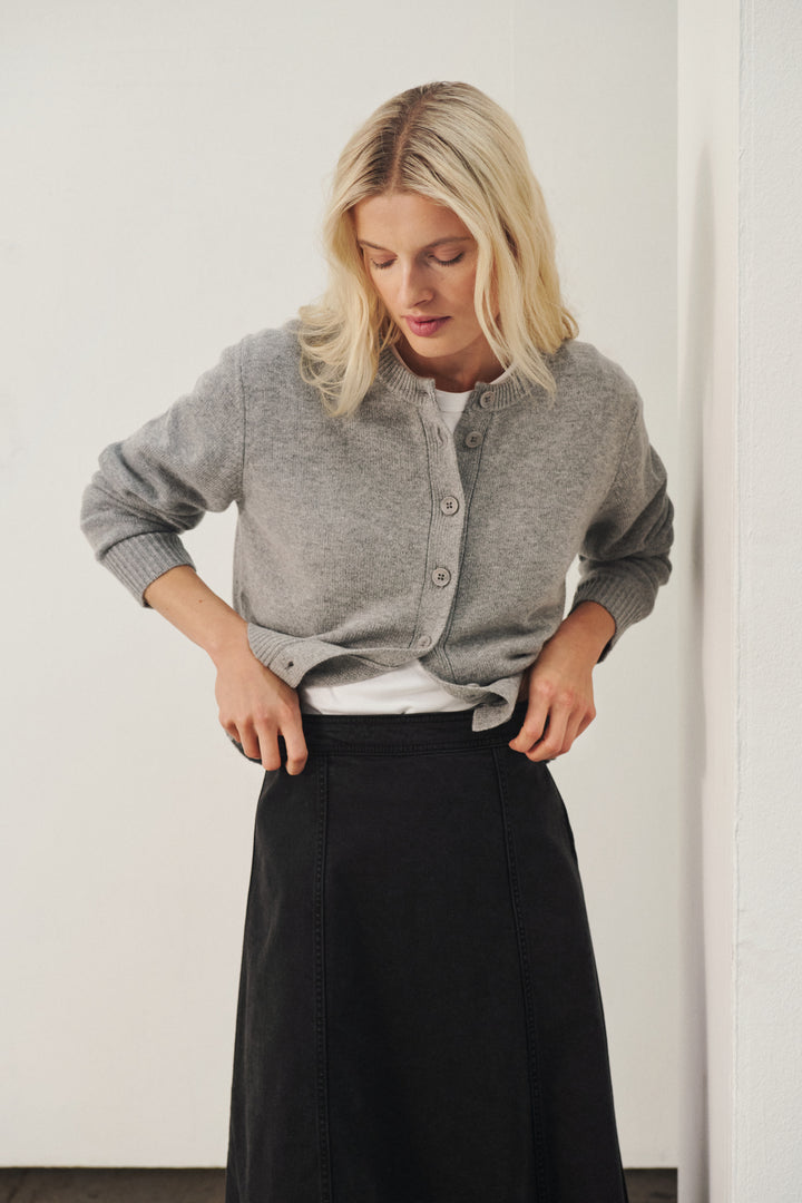 Cardigan en tricot de laine et cachemire Yalda - Boutonné avec encolure ronde