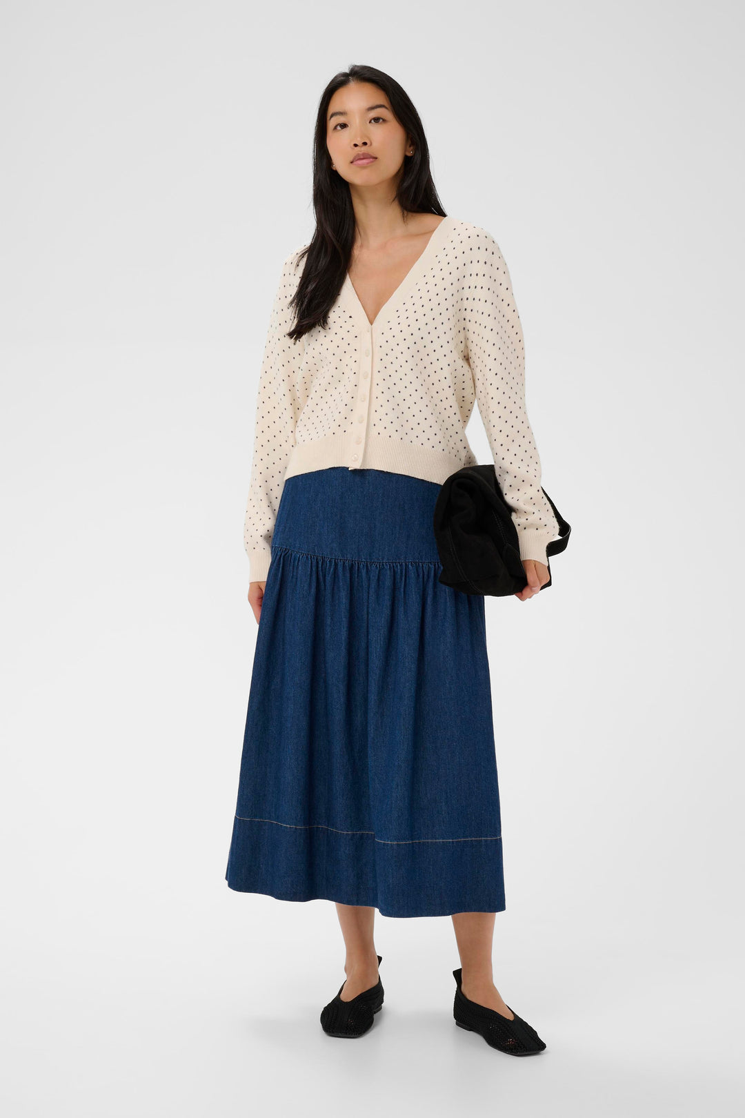 Cardigan Anessa – Tricot fluide à coupe régulière