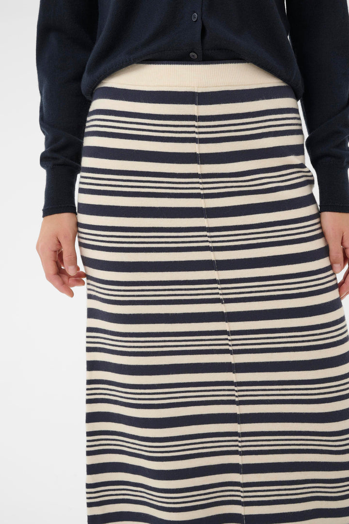 Jupe à rayures Angelie – fluide et actuelle