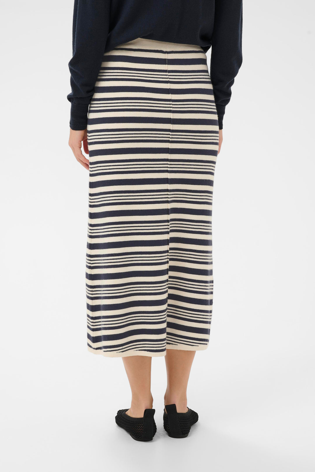 Jupe à rayures Angelie – fluide et actuelle