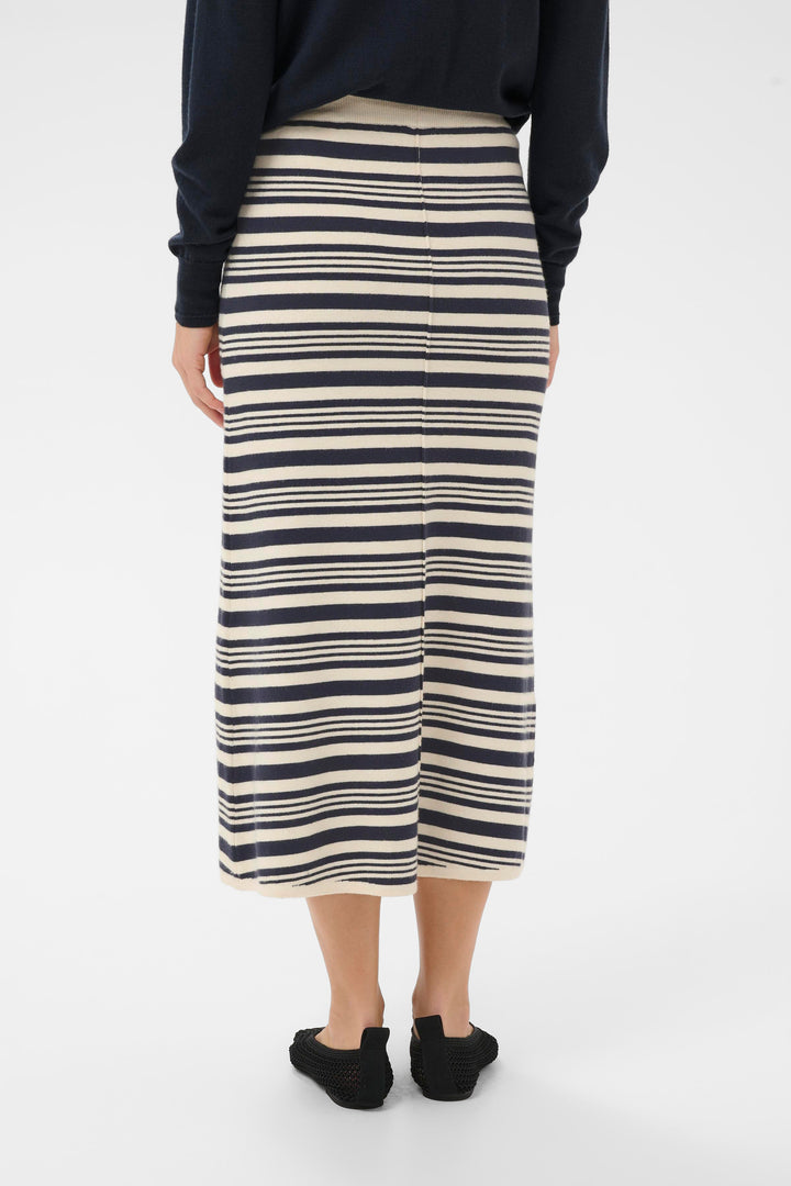 Jupe à rayures Angelie – fluide et actuelle