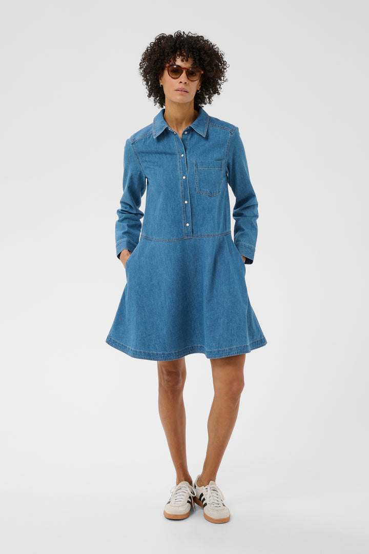 Robe en jean Augustine - Denim et coupe décontractée