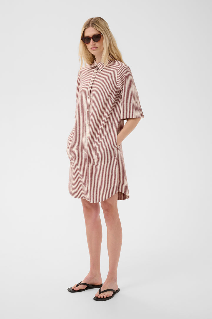 Robe chemise en lin et coton Berrit - Légère et respirante à fines rayures