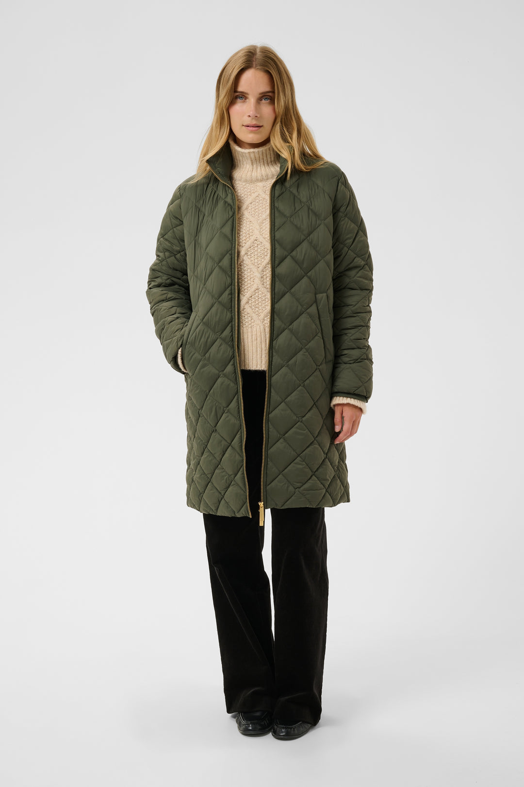 Manteau long matelassé Olilana - Fait de matériaux recyclés