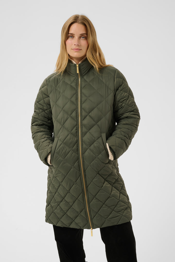 Manteau long matelassé Olilana - Fait de matériaux recyclés