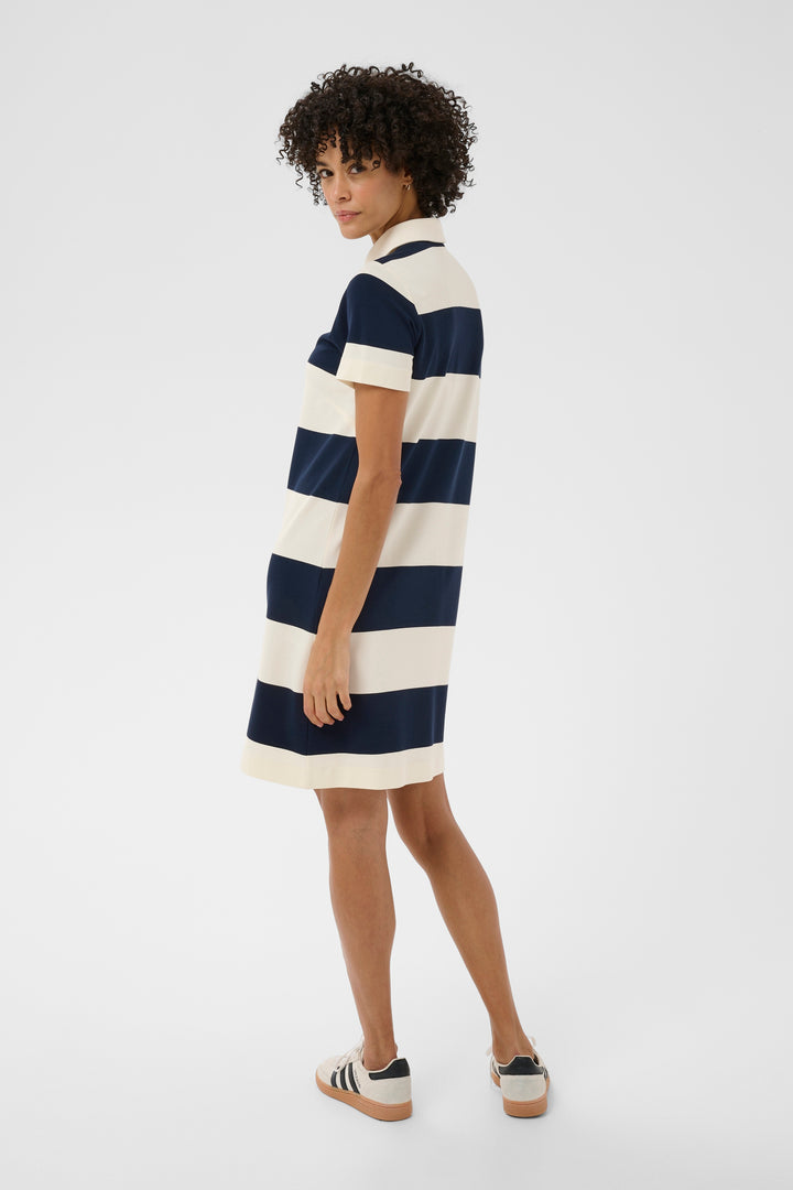 Robe rayée esprit polo Elivia – Confort fluide et allure moderne