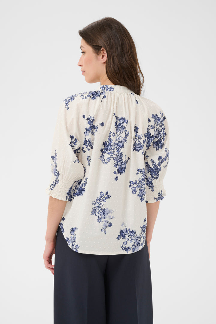 Almeras Blouse - Comfortable organic cotton and classic fit